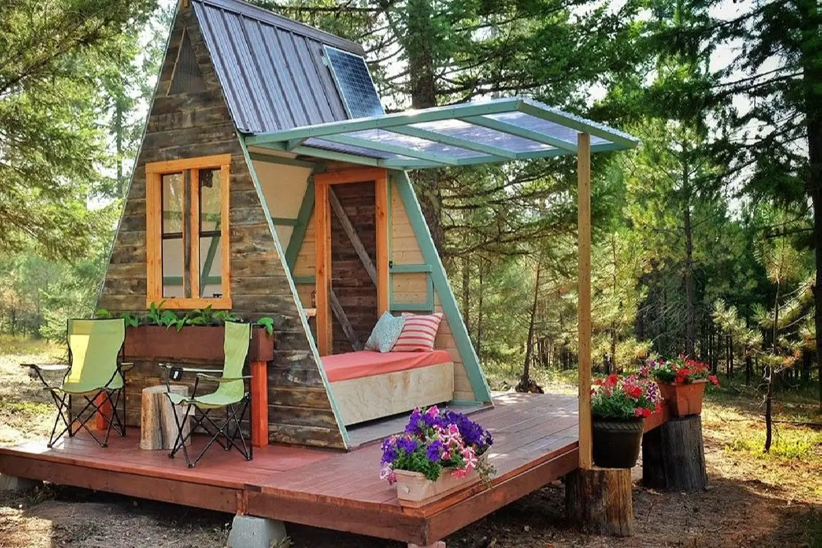 How To Live A Simple Life In A Tiny House For Under 10k | Awesome Guide