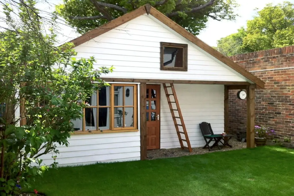 Tiny House Rentals In UK
